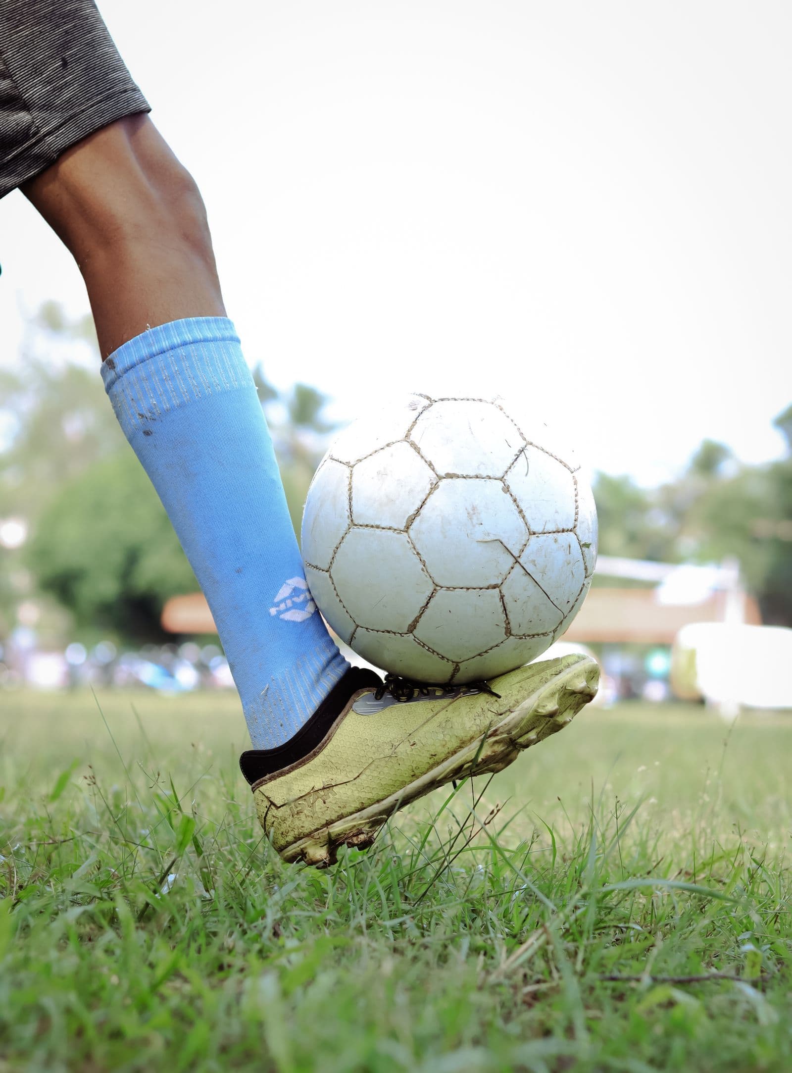 Boot on the ball, pitch detail